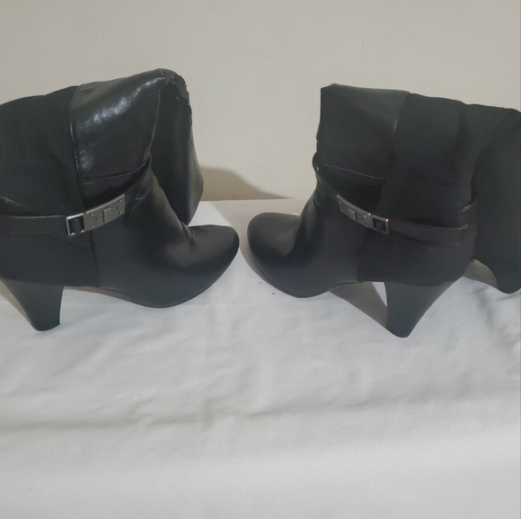 Mid Boots - Picture 3 of 6